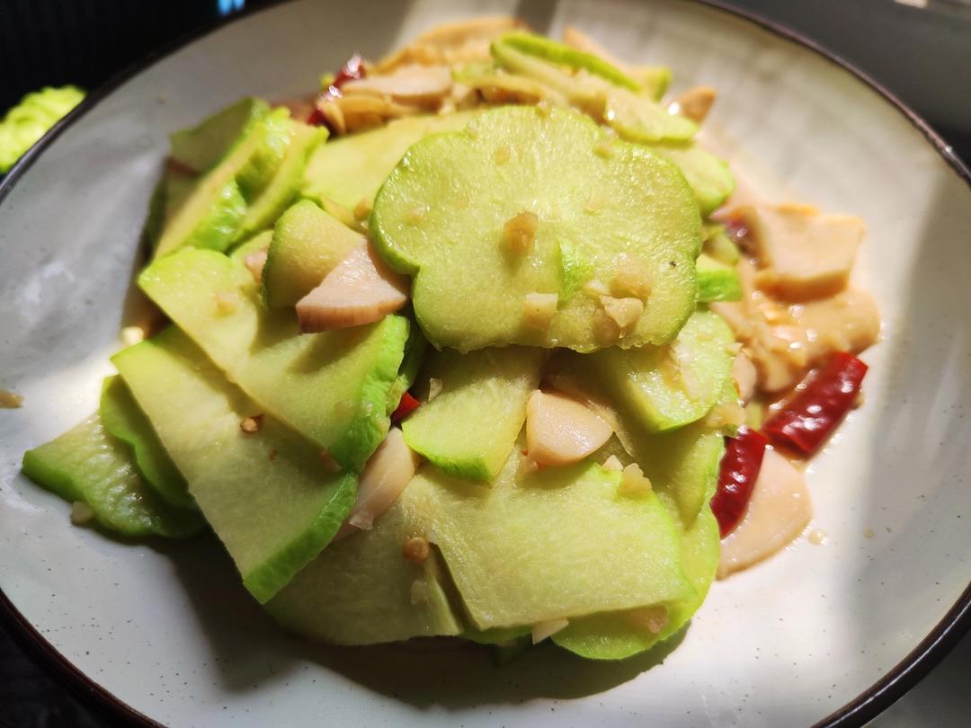杏鲍菇炒佛手瓜