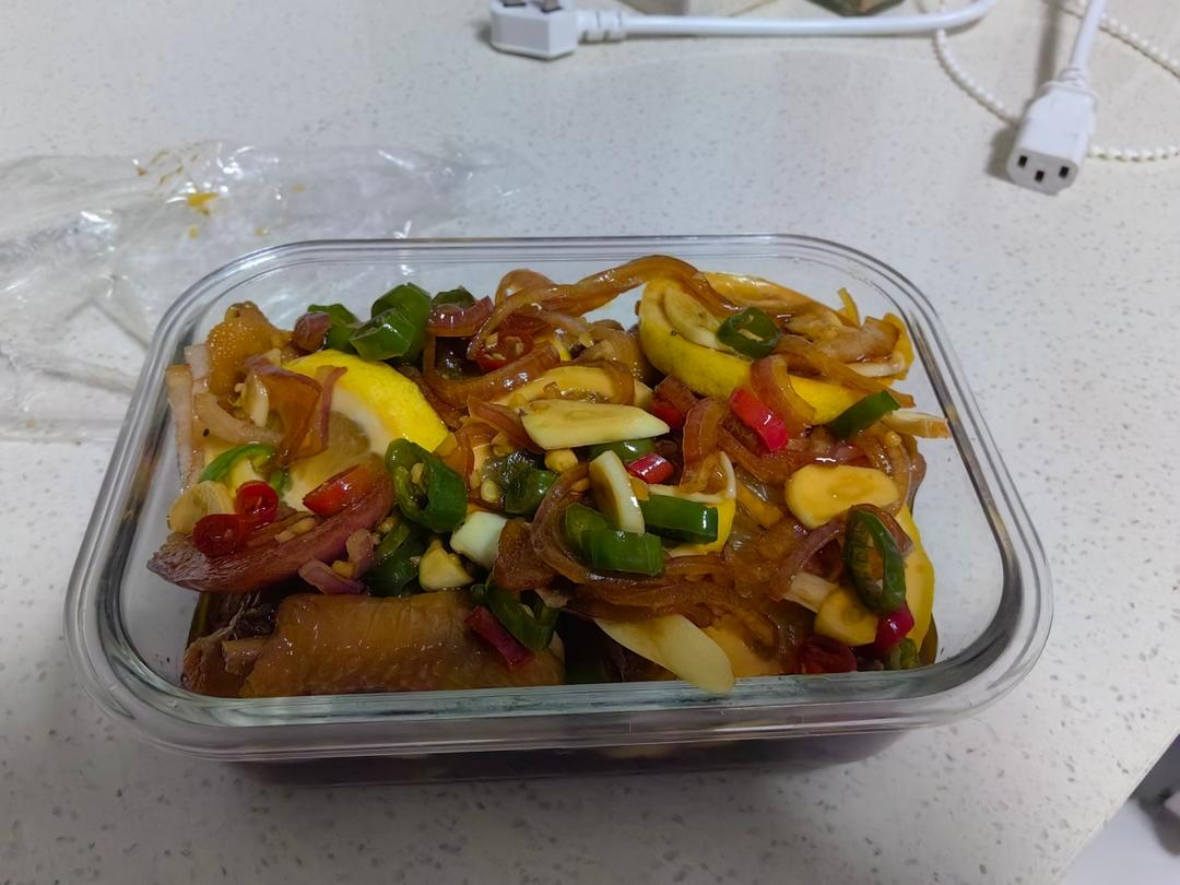 【柠檬酸辣鸡爪】自制超级无敌美味的网红鸡爪