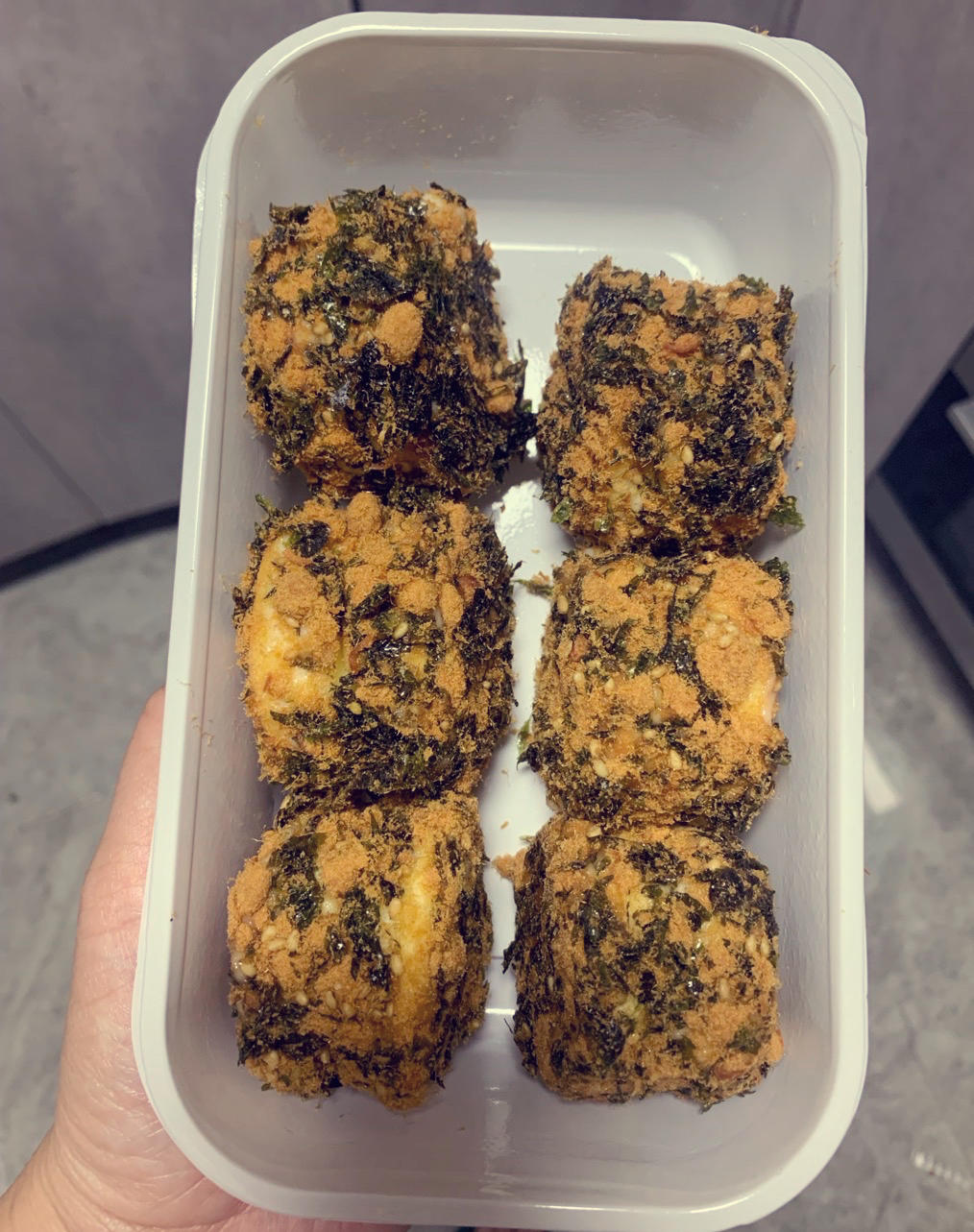 美味海苔肉松小贝