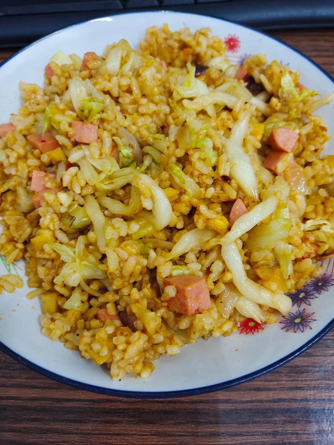 白菜火腿炒饭