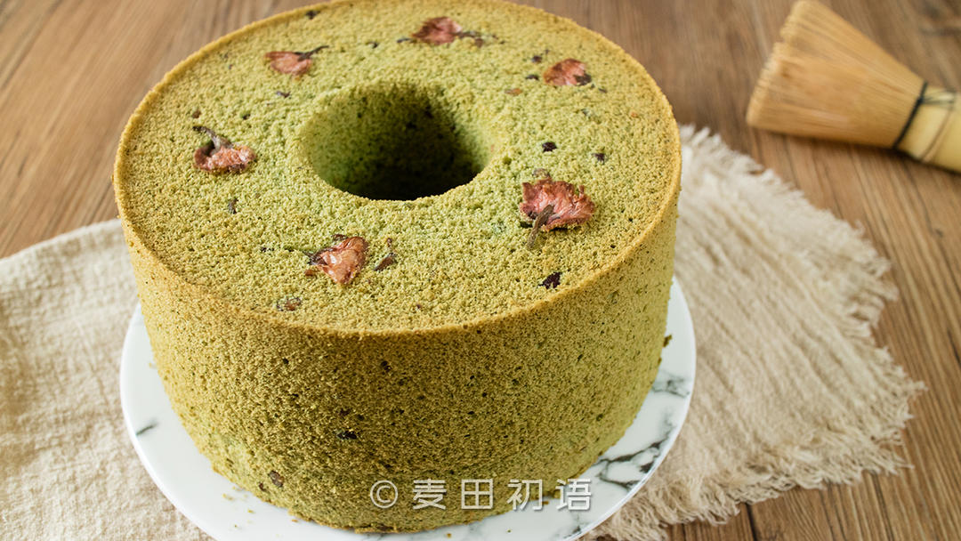 超高颜值的抹茶戚风蛋糕