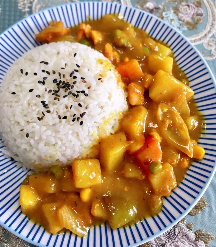 土豆鸡肉咖喱饭