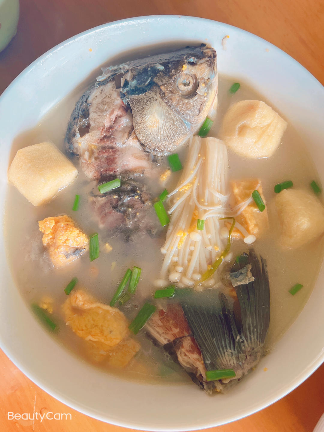 鲫鱼豆腐汤