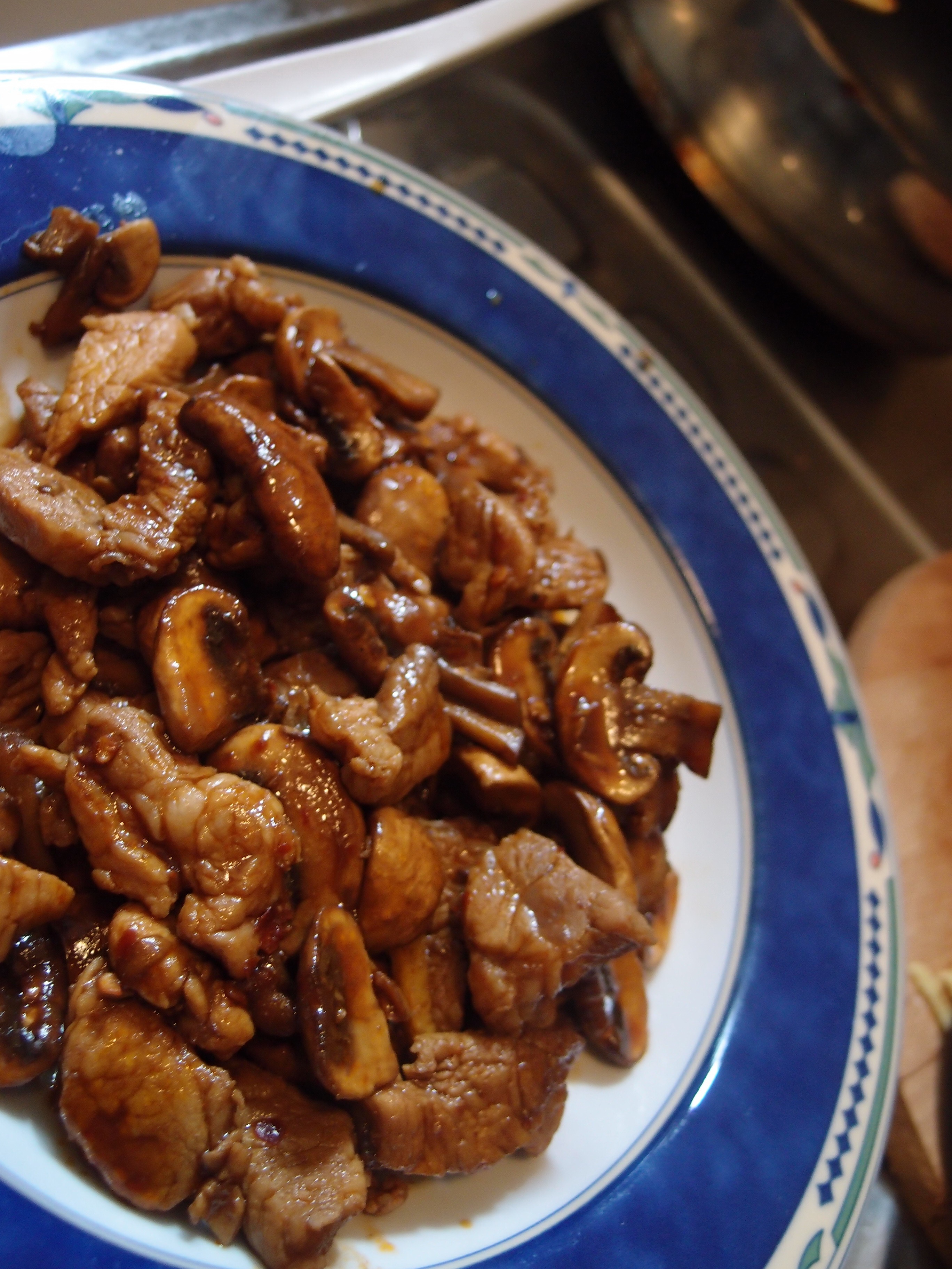 酱炒蘑菇牛肉