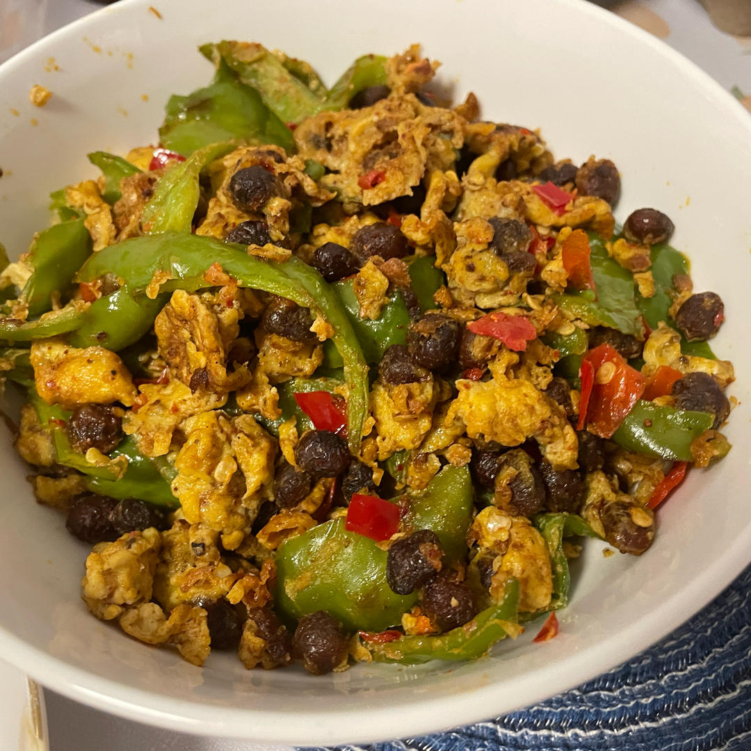 红椒荷包蛋（超下饭，简单）