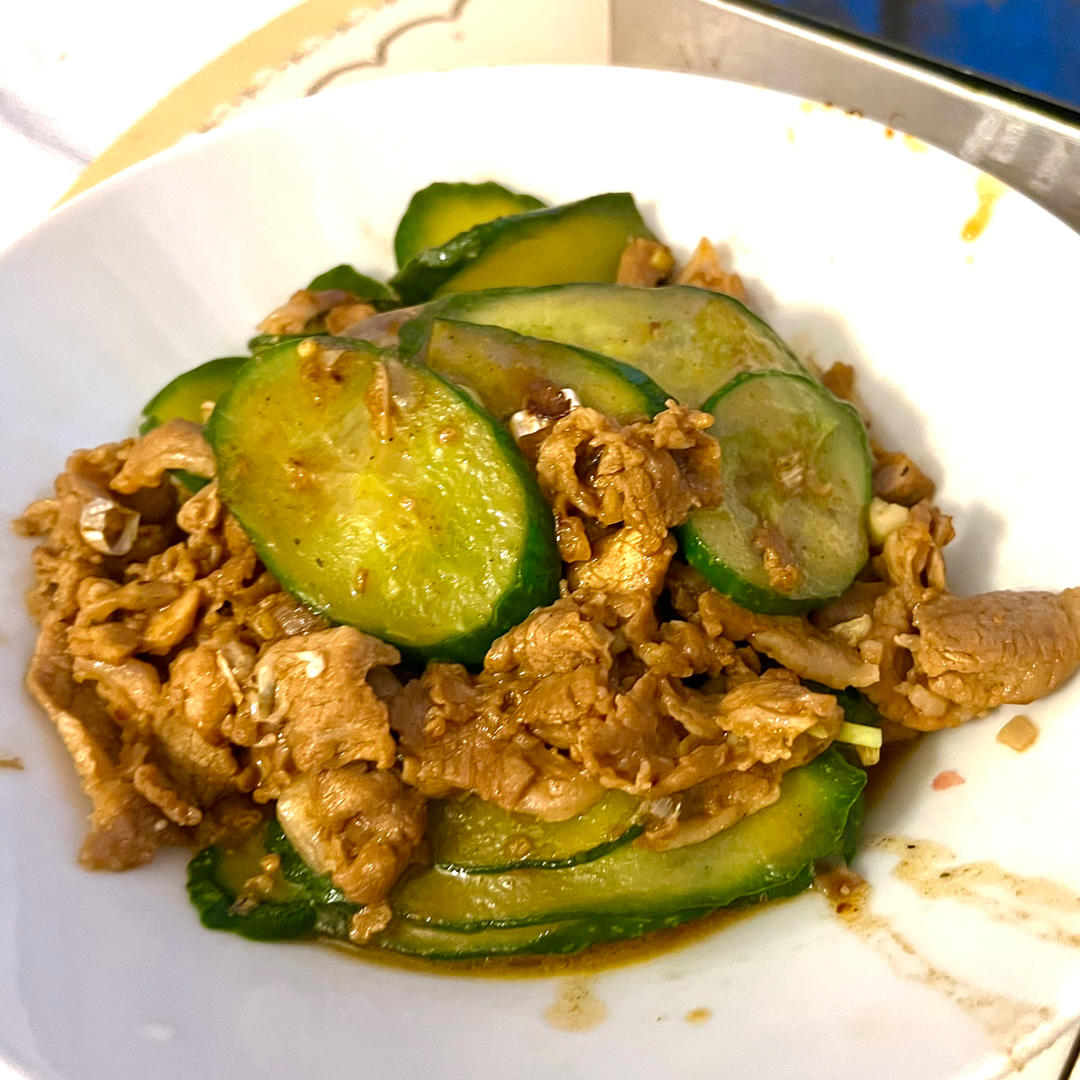 黄瓜炒肉🥳