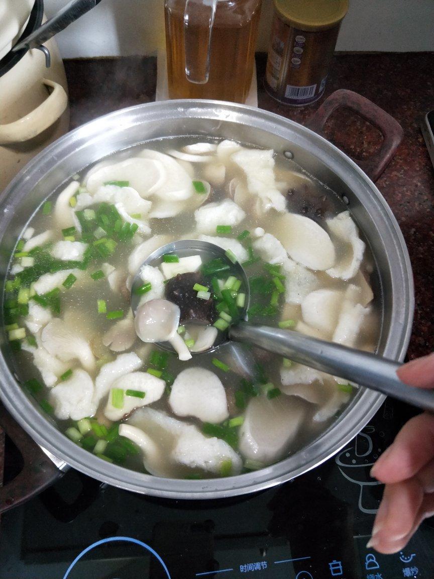 豆腐菌菇海参汤