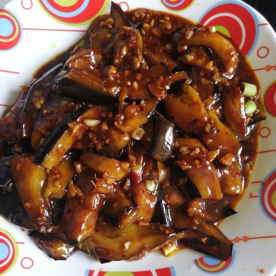 开胃下饭菜！巨简单的家常鱼香茄子煲