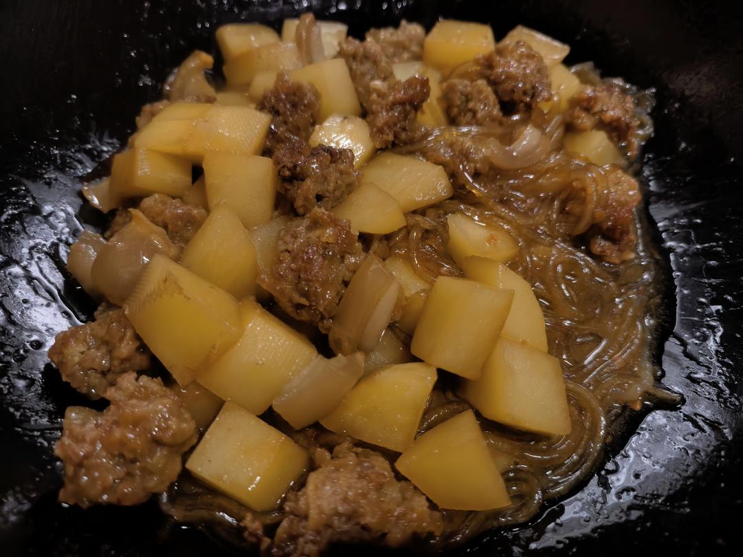 🔥一人食|土豆五花肉炖粉条