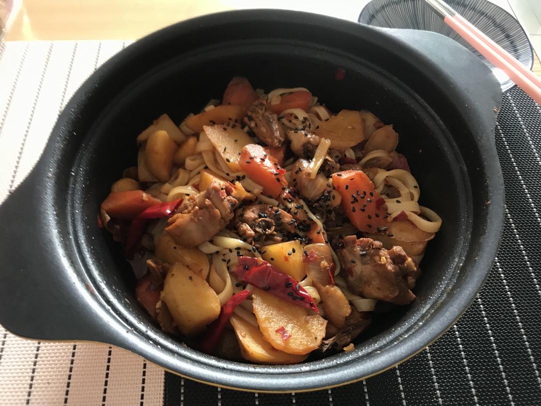 鸡腿红烧土豆（独家做法超简单）