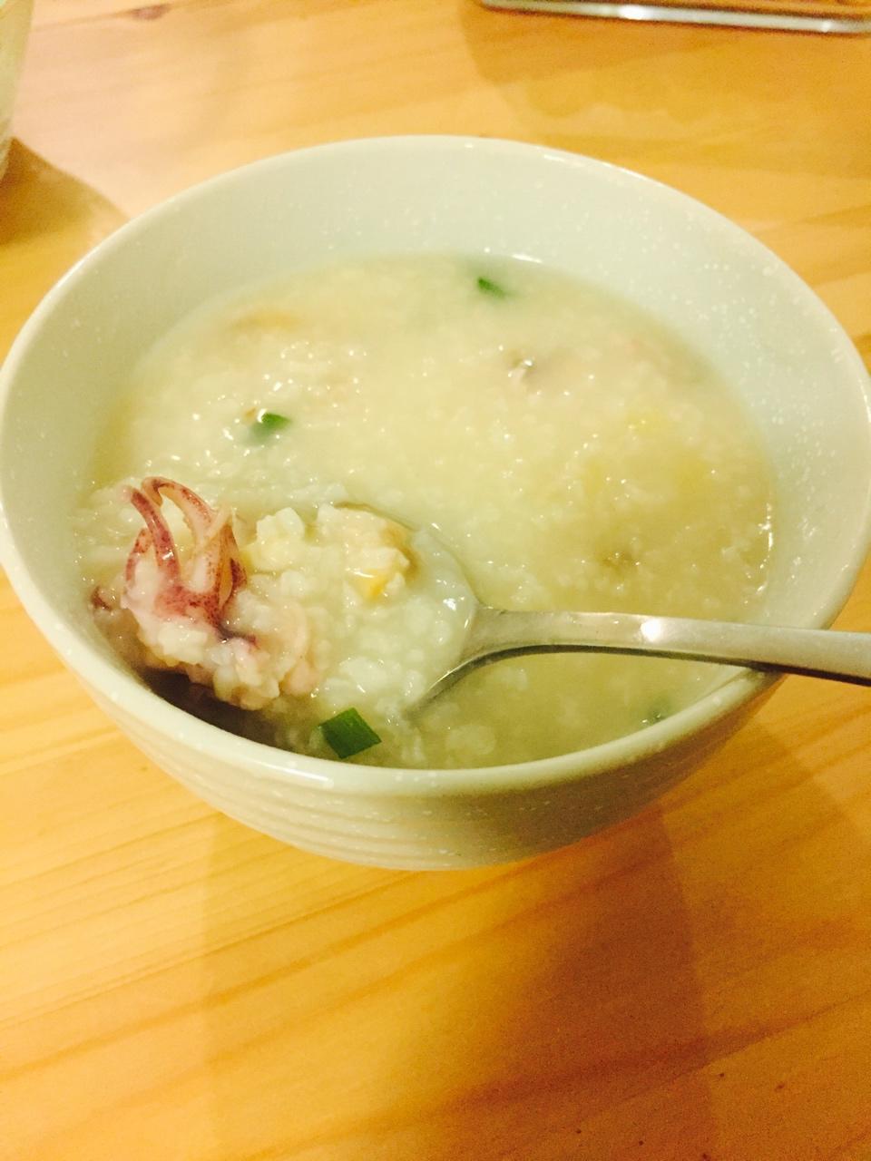 lana桐桐妈做的广东生滚粥