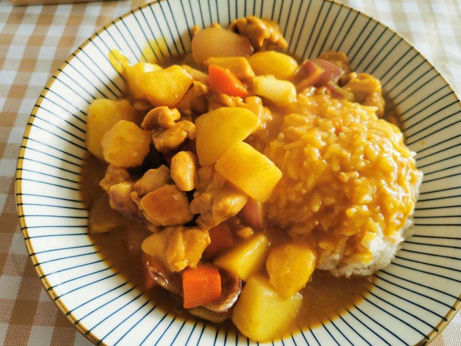 咖喱土豆鸡块