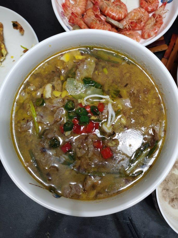 唇齿留香的爽口金汤肥牛卷