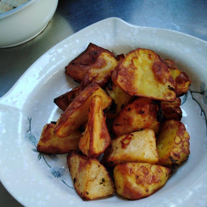 烤土豆、烤薯角