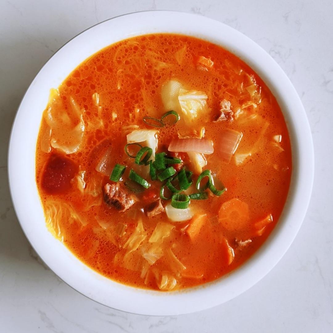 一份适合夏天喝的酸酸的罗宋汤，超级正宗的做法