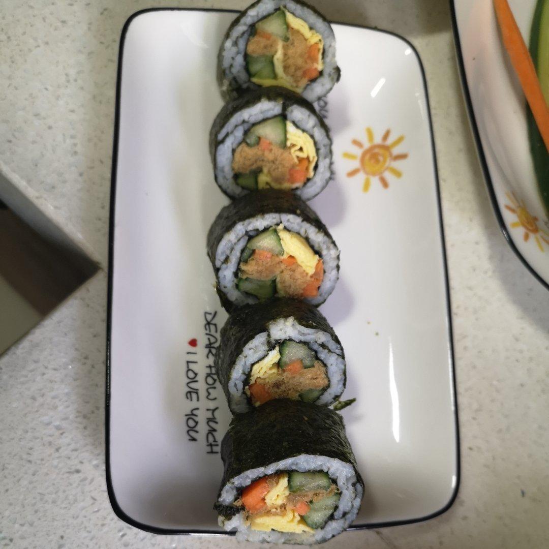 高颜值的紫菜包饭