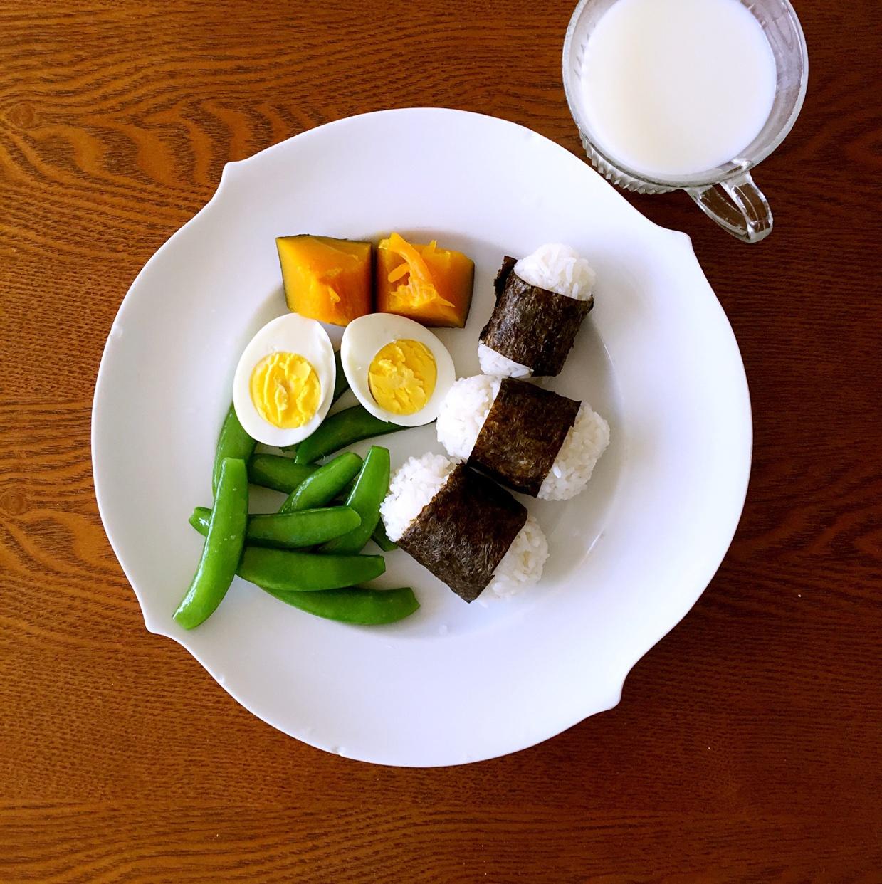 20分钟早餐，白饭团杂蔬。2015年6月4日。的做法