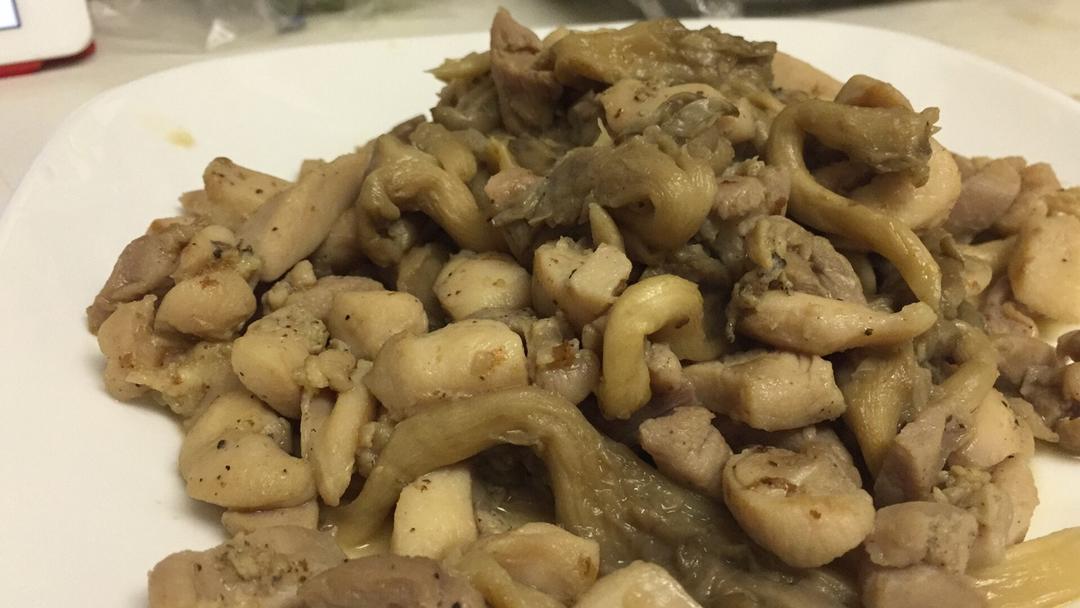 蘑菇滑鸡（香菇滑鸡）