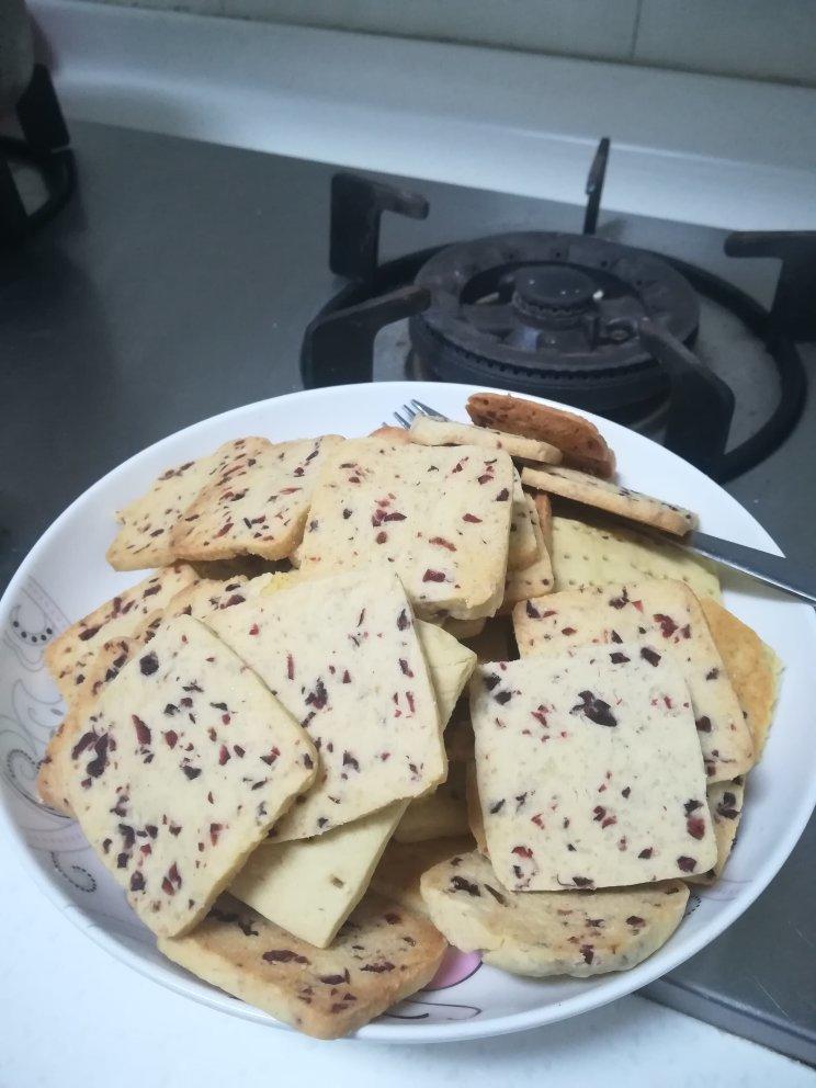 蔓越莓饼干的做法（烤箱做饼干）