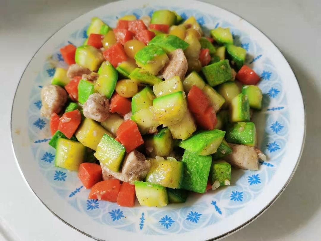 嫩滑鸡胸肉炒三丁