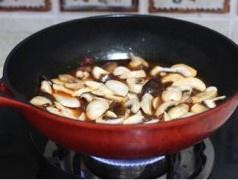 水煮杂菇的做法 步骤6