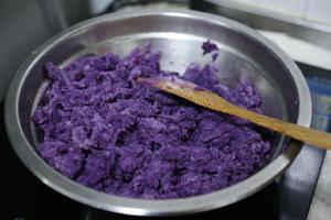 广式（蛋黄/板栗）紫薯月饼的做法 步骤5
