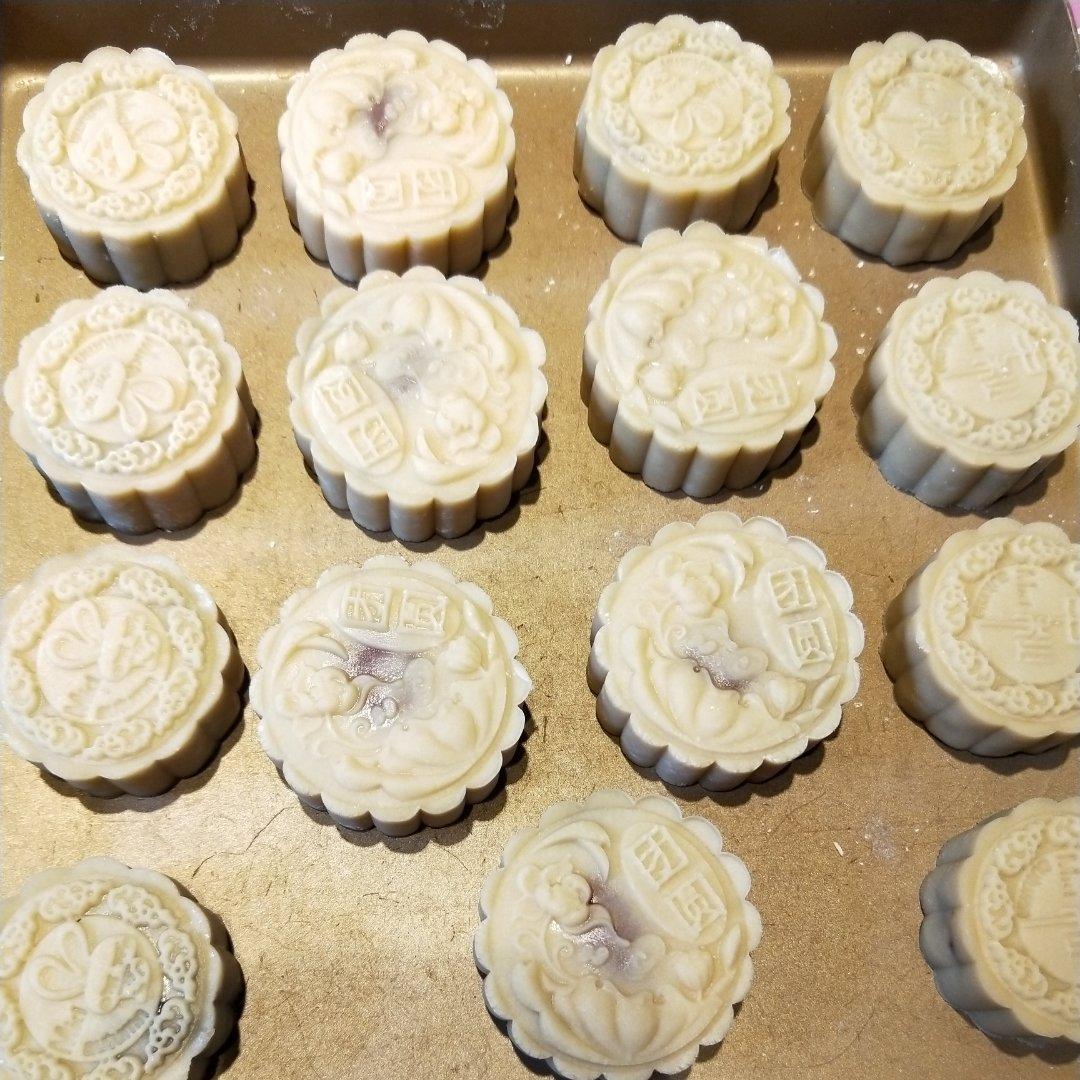 广式蛋黄月饼（75克、50克、各种规格都有）