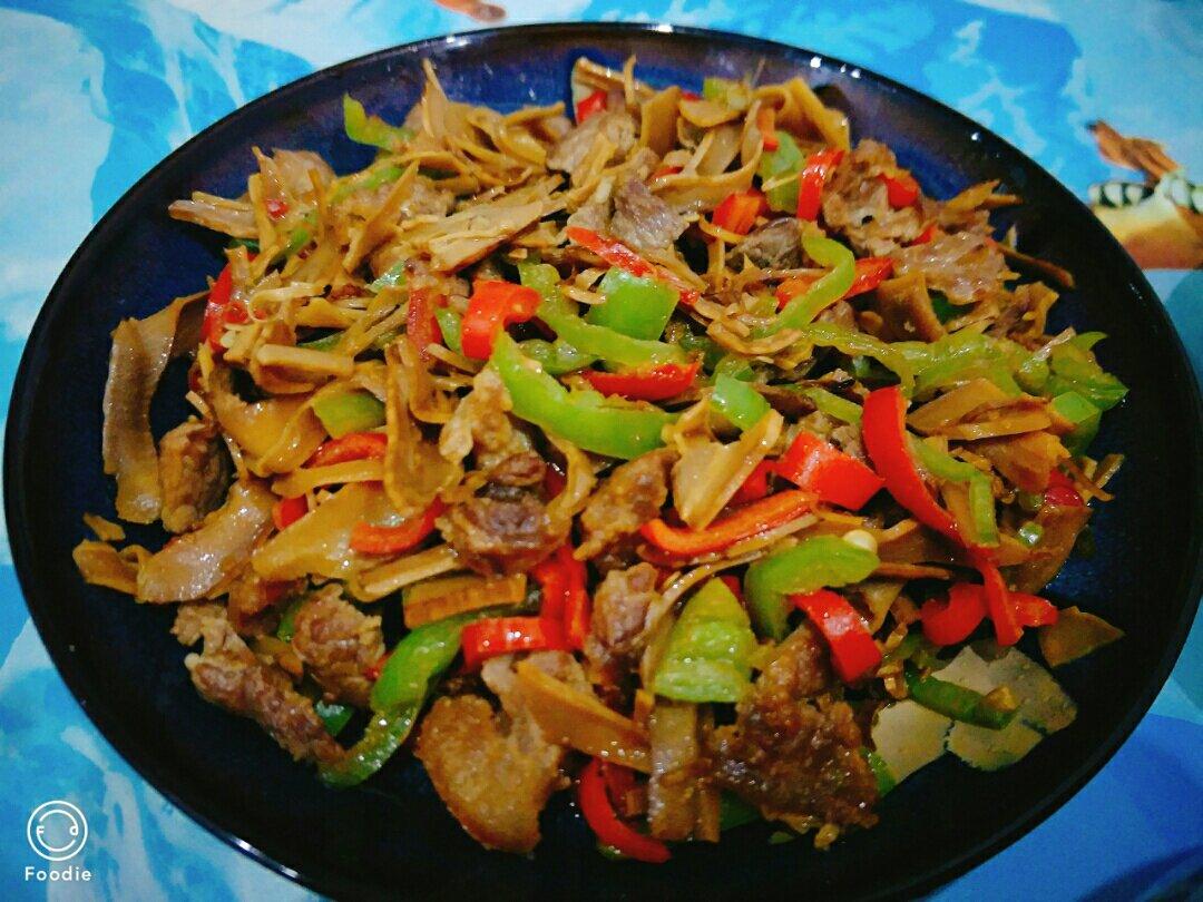 简单美品的笋干辣椒炒肉