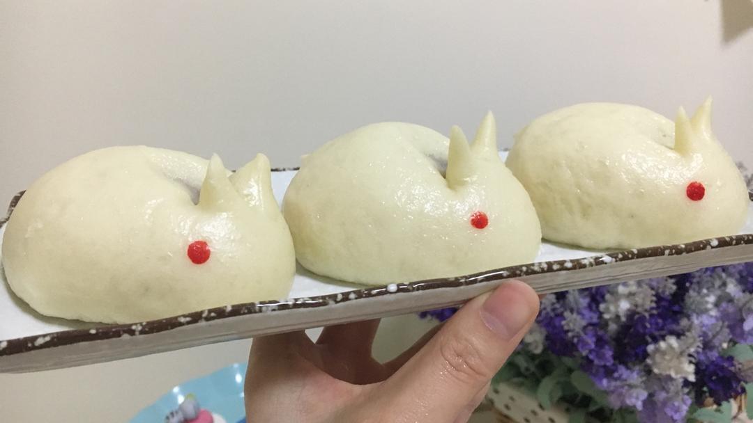 小白兔豆沙包🐰