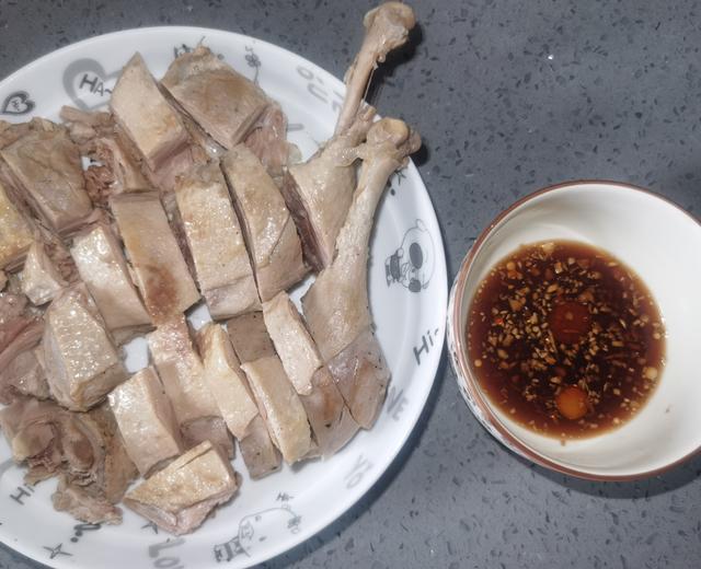 荤菜:盐水鸭腿(淡口版)+鸭汤粉丝的做法
