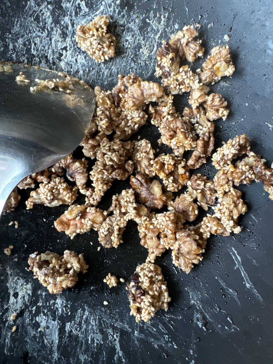 薄霜糖核桃仁