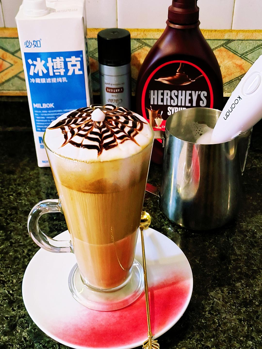 400次咖啡，网红手打咖啡，风靡全网的Dalgona Coffee☕️超详细步骤在家就可以复刻【内附速成法】