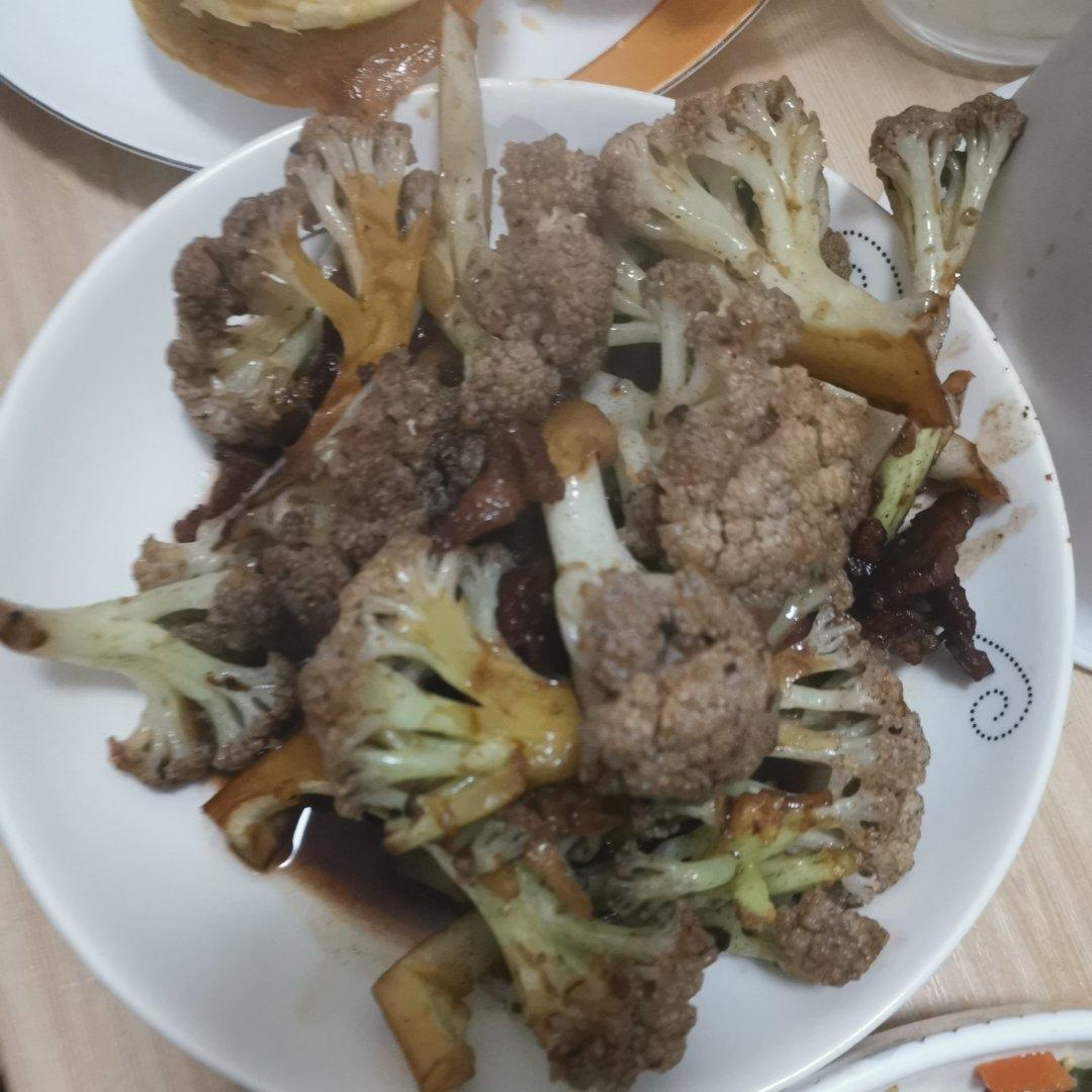 干煸菜花（花菜炒肉）