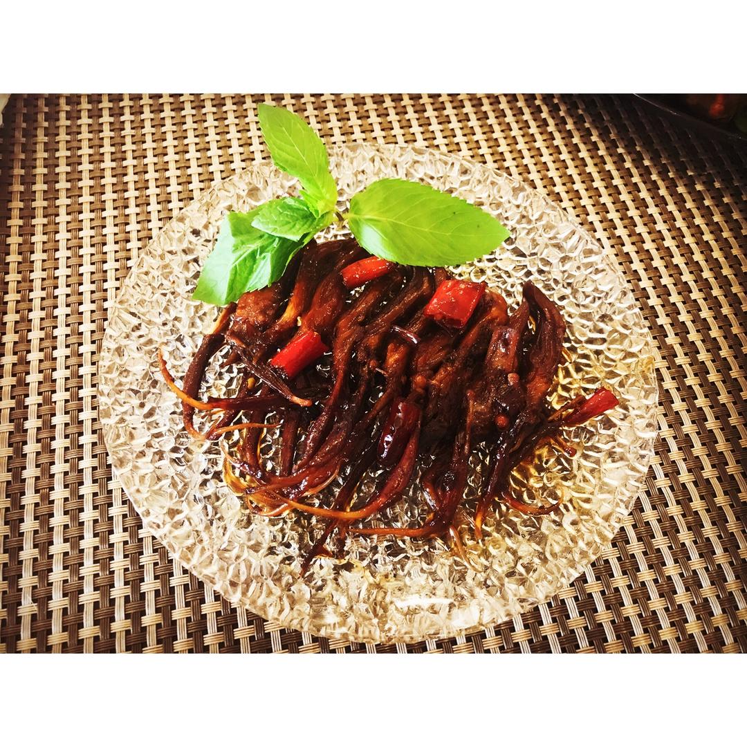超级好吃麻辣酱鸭舌