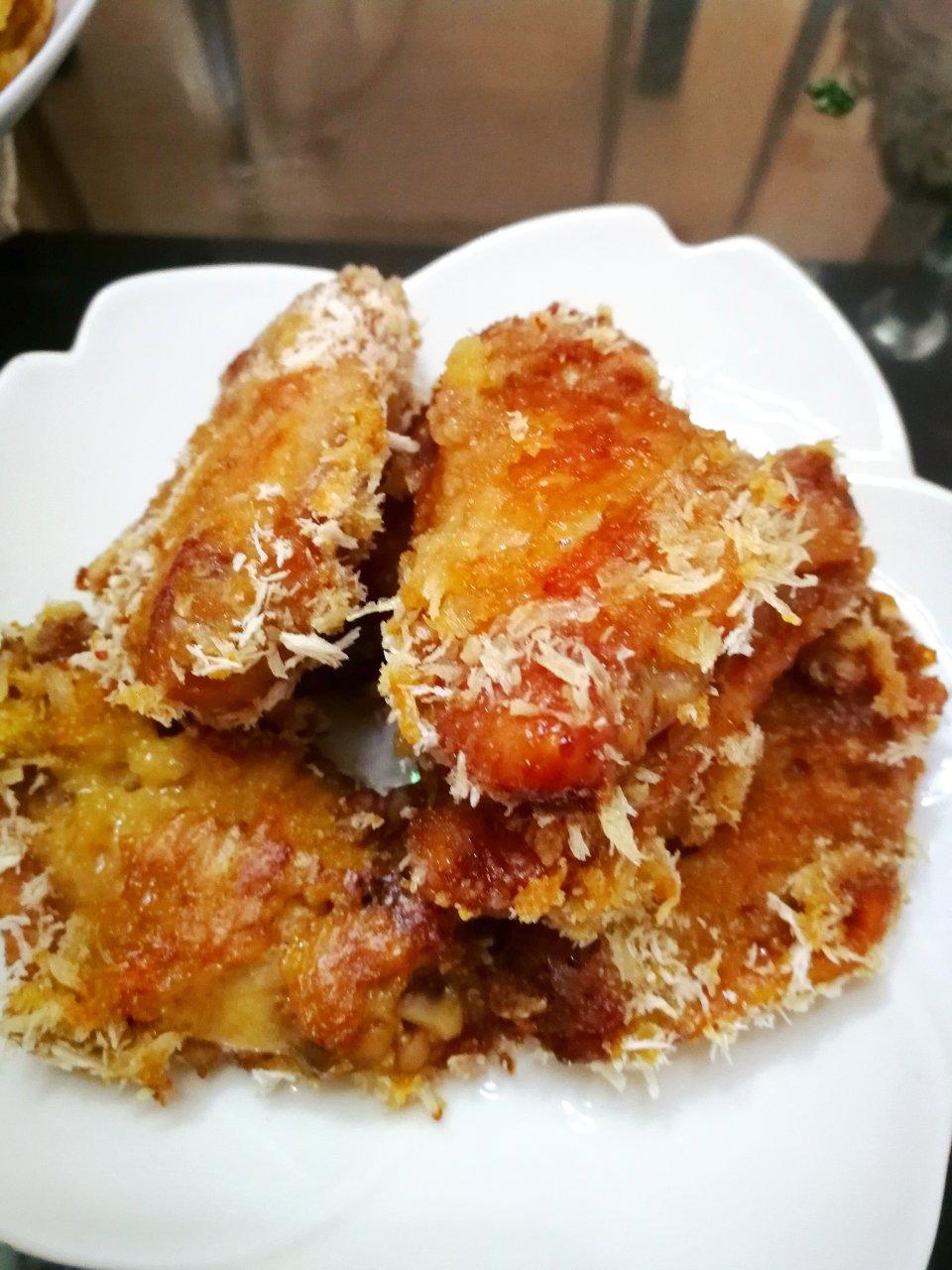 啦哆梦做的烤箱版面包糠鸡翅