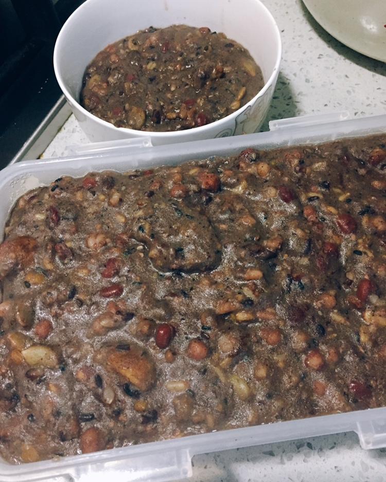 豆浆杂粮粥（别名：回归正轨粥）丨健康·三餐
