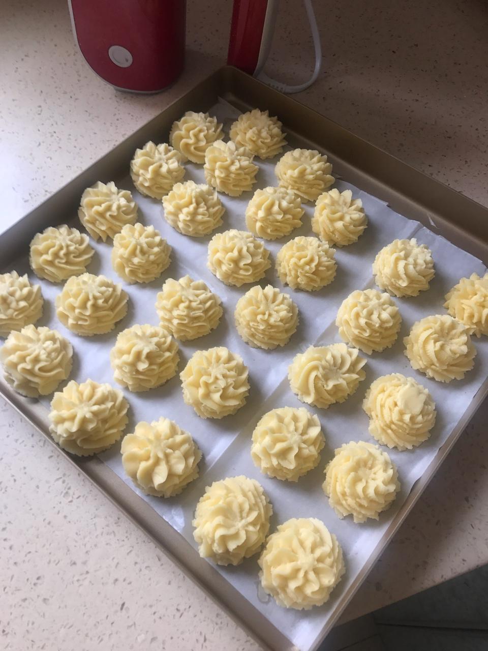 一抿即化酥到掉渣的珍妮曲奇云顶小花/烘焙视频饼干篇1