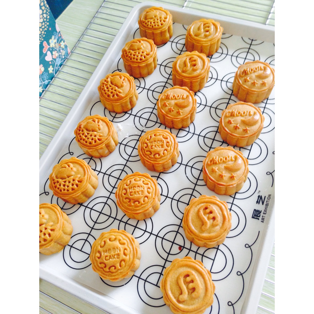 金沙奶黄月饼