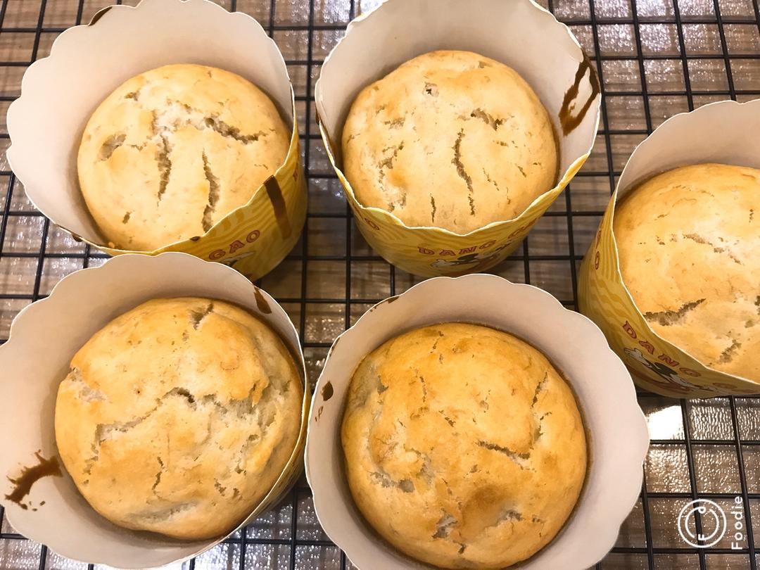 快手香蕉纸杯蛋糕