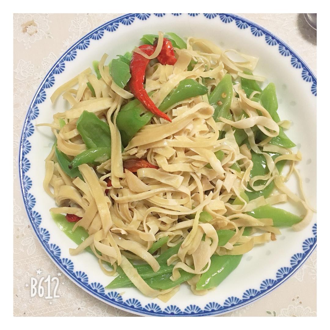 辣炒干豆腐丝