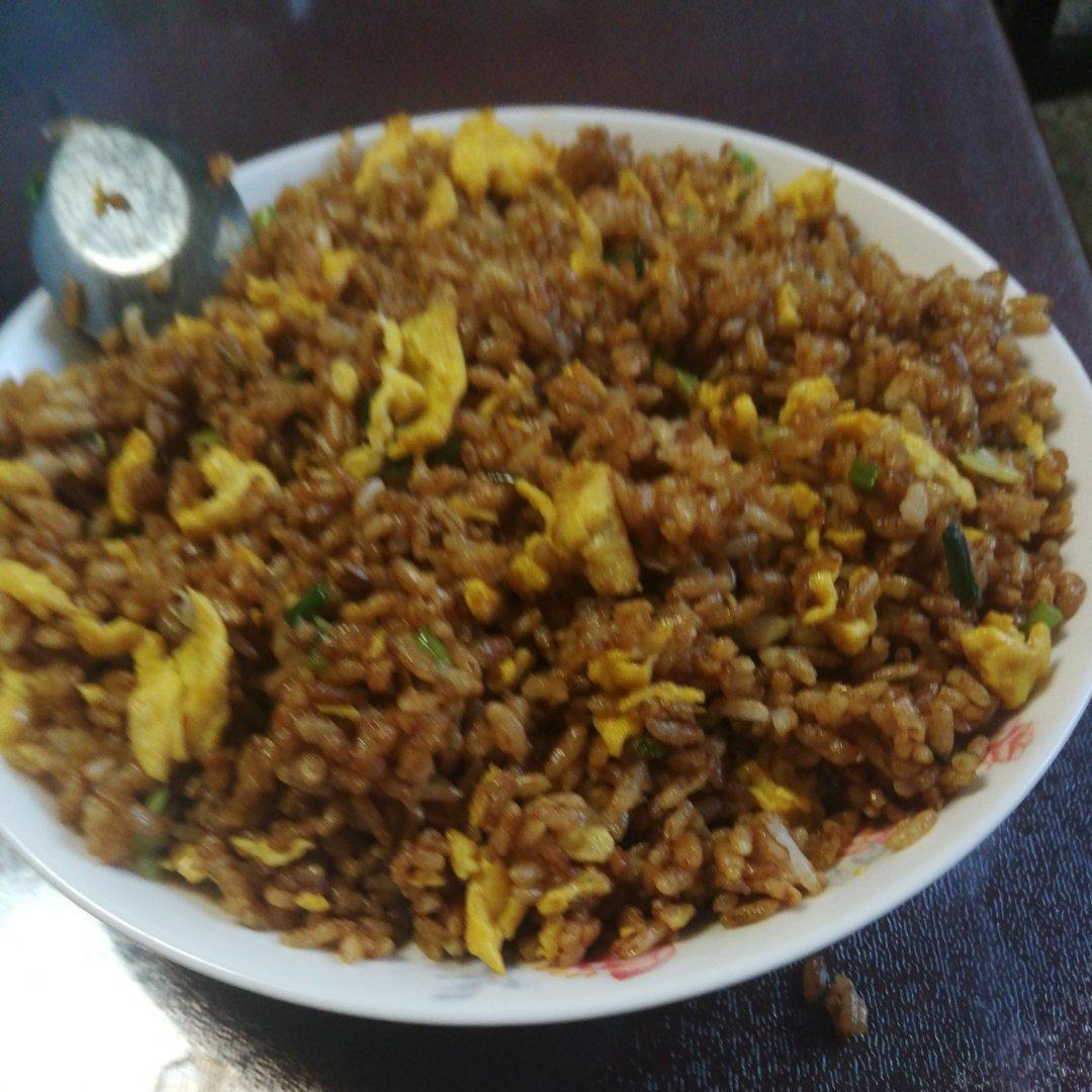 酱油炒饭(超级简单)