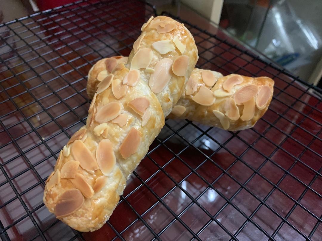 ins抹茶奶油羊角酥（飞饼版）【北鼎烤箱食谱】