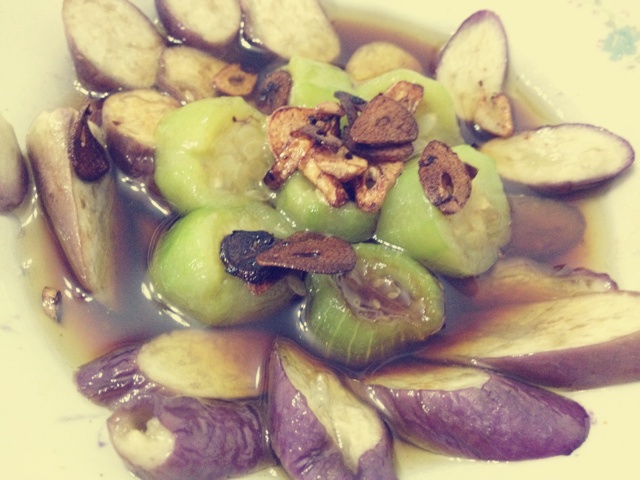 只需要五分钟就可以的美味蒜蓉蒸丝瓜