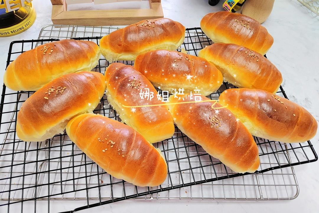 外脆内软还带点韧的【日式盐面包】