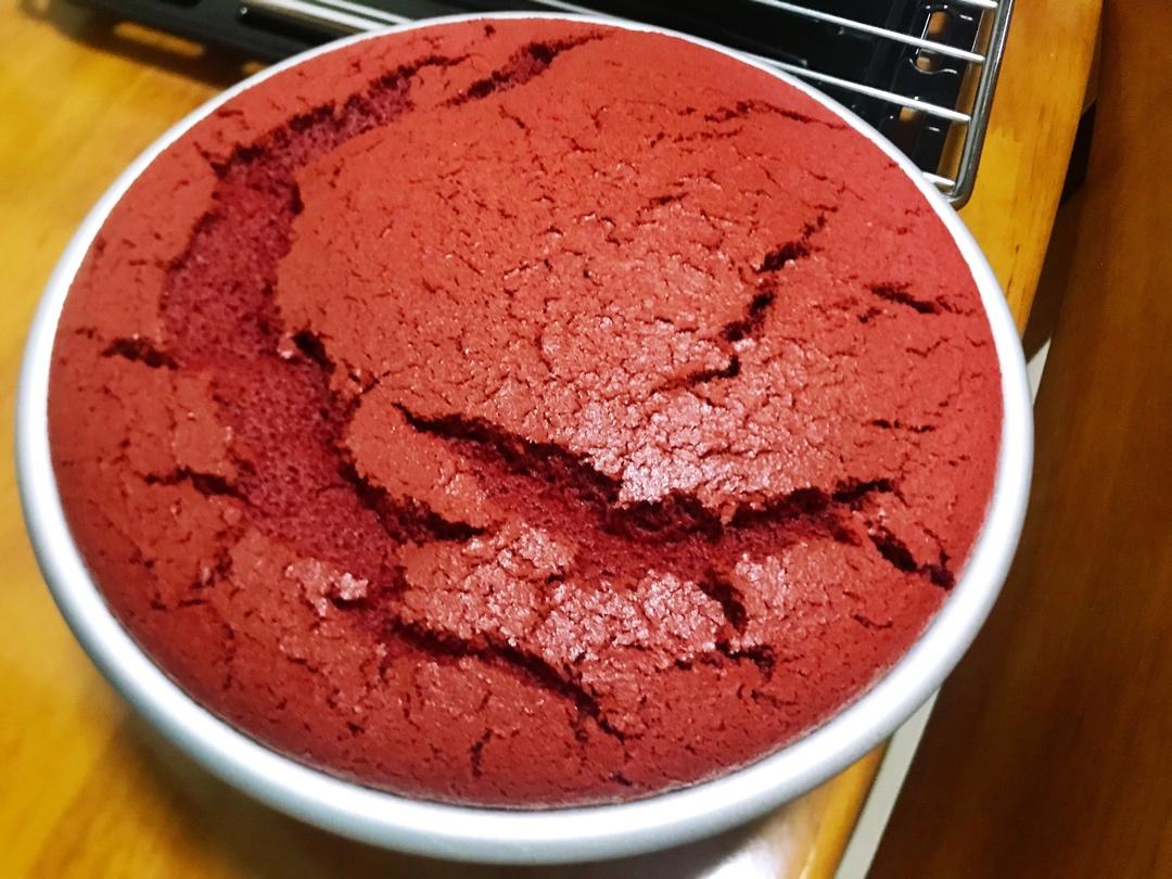 红彤彤超简单好吃的红丝绒6寸戚风蛋糕