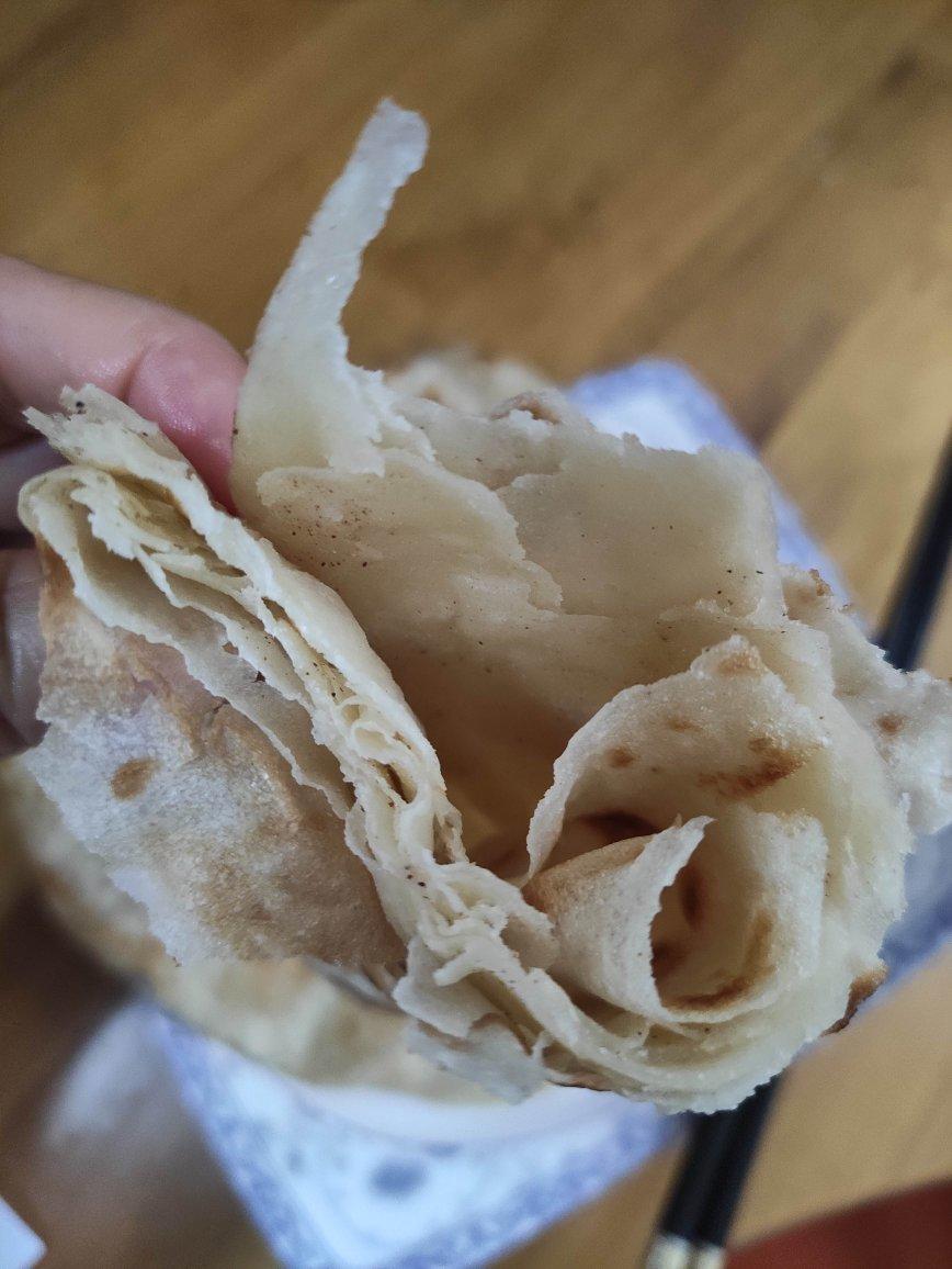 烙饼有窍门 步骤太详细了 柔软多层凉了也不硬 附细节视频详解