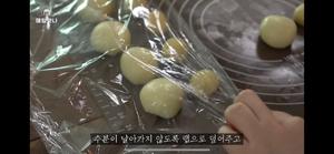【翻译食谱】香酥脆片苹果派的做法 步骤15