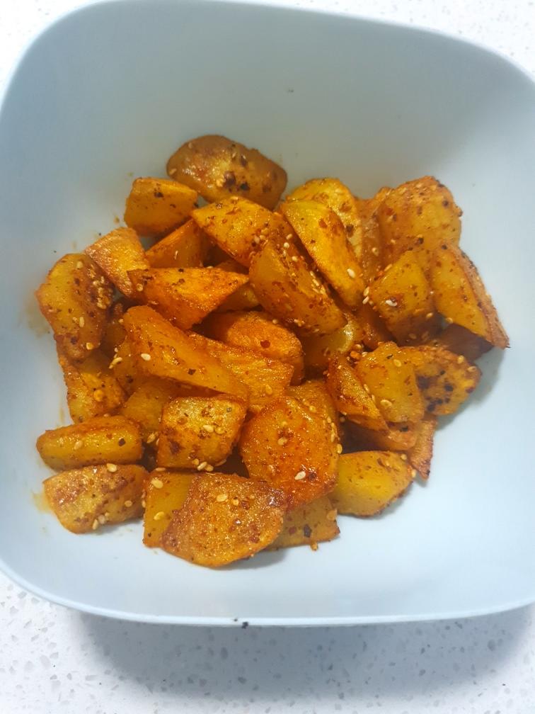 夜市小摊儿的狼牙土豆的做法