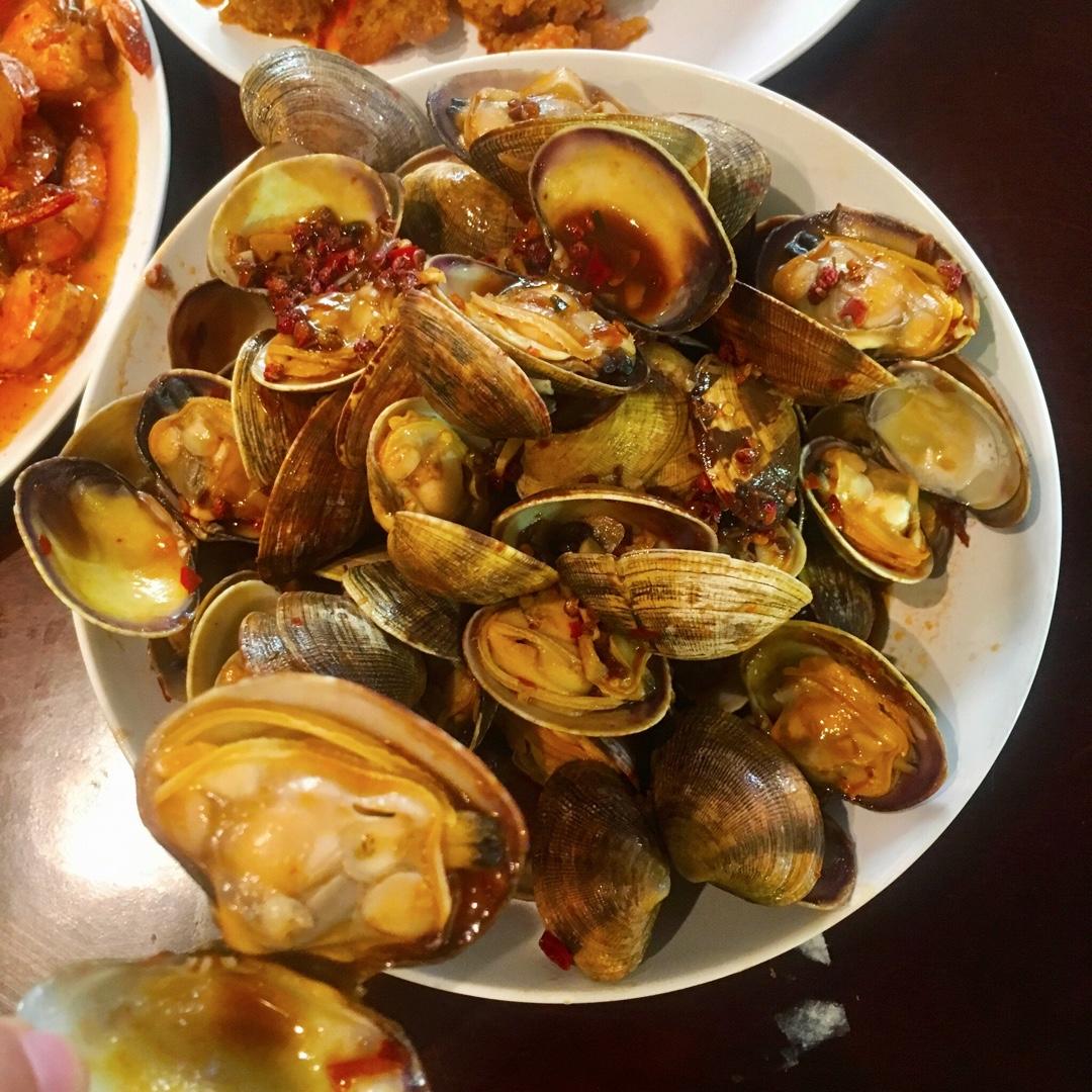 蒜香炒花甲