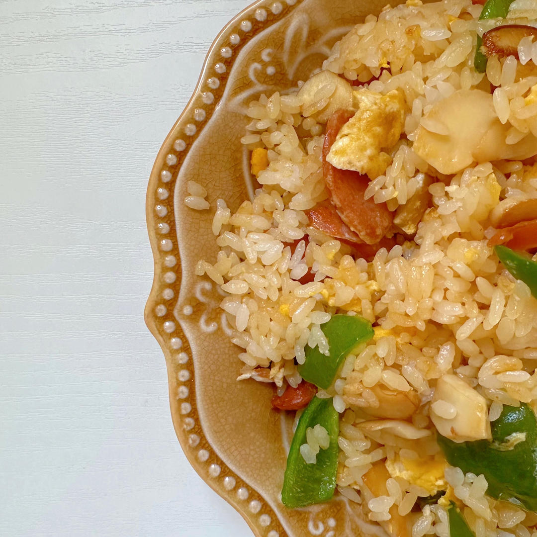 一人暮らしって何か食べよう